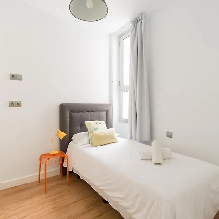 Canteras Sagasta Apartment *